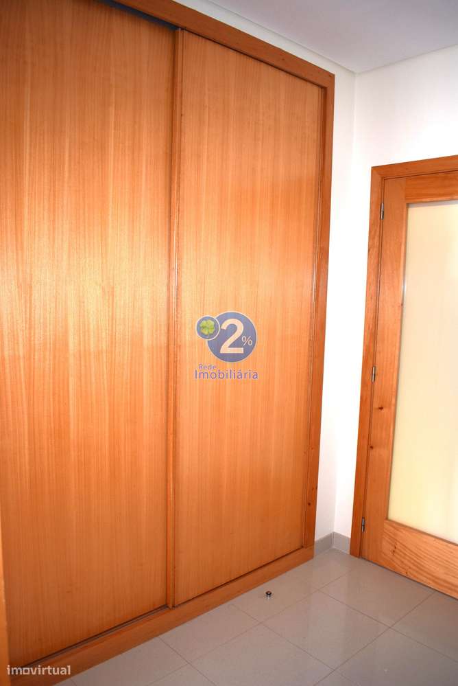 T2 em Condomínio fechado c/ Piscina - Praia de Cepães-11