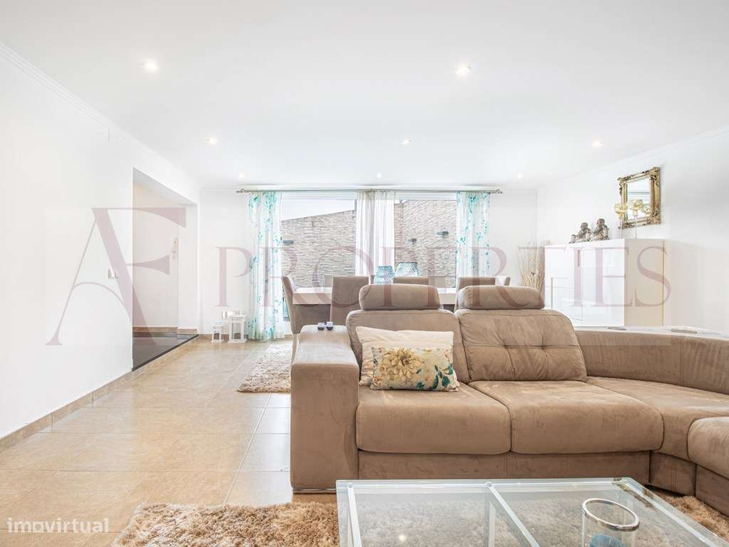 Oportunidade em Santarém - Moradia em Abitureiras com Piscina e Des...-12