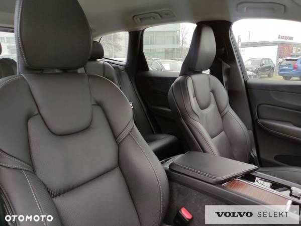 Volvo XC 60 - 28