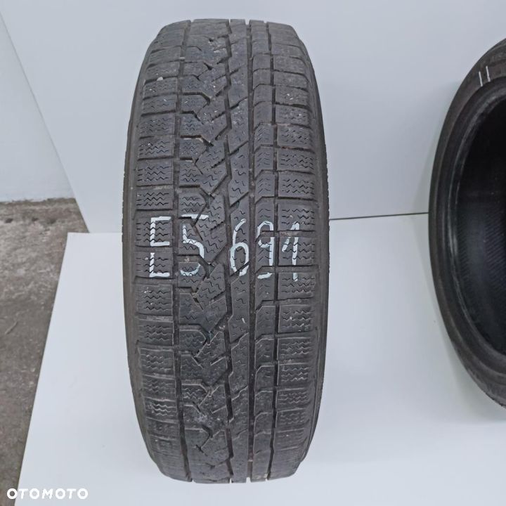 Opona 215/60/17 Kumho I Zen Rv (E5691) - 1