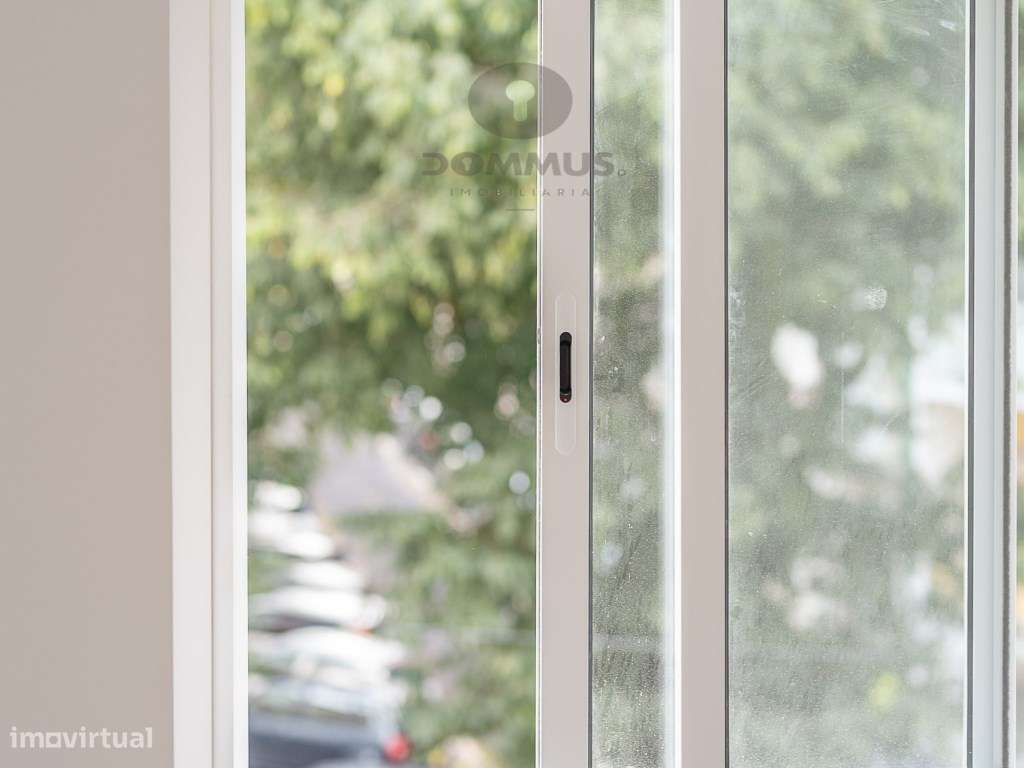 Apartamento T2 Totalmente Remodelado no Cacém-18