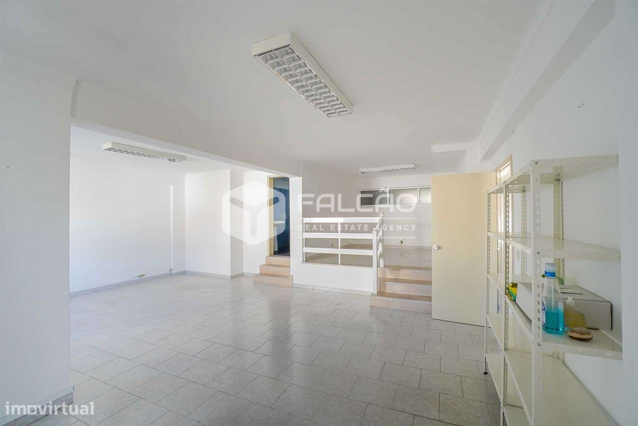 Loja T1 Venda em Santarém (Marvila), Santa Iria da Ribeira de Santarém-7