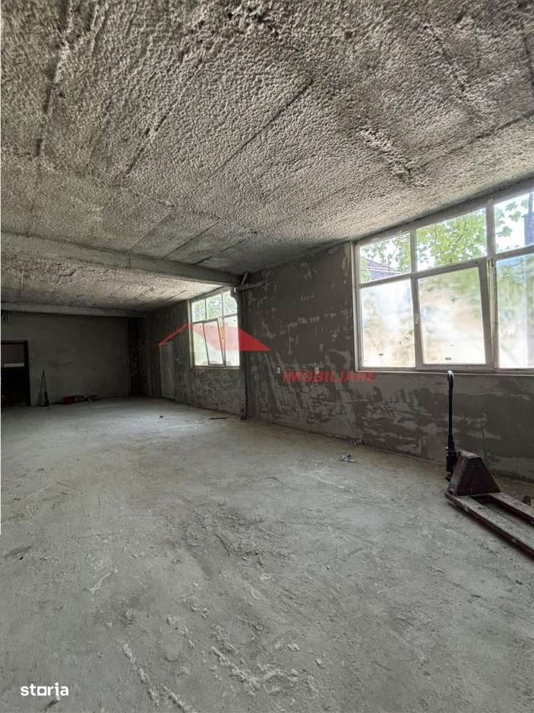 Spatiu comercial,90 mp Zona Logos - Imagine principală: 2/8