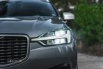 Volvo XC 60 2.0 T8 PHEV R-Design AWD - 38