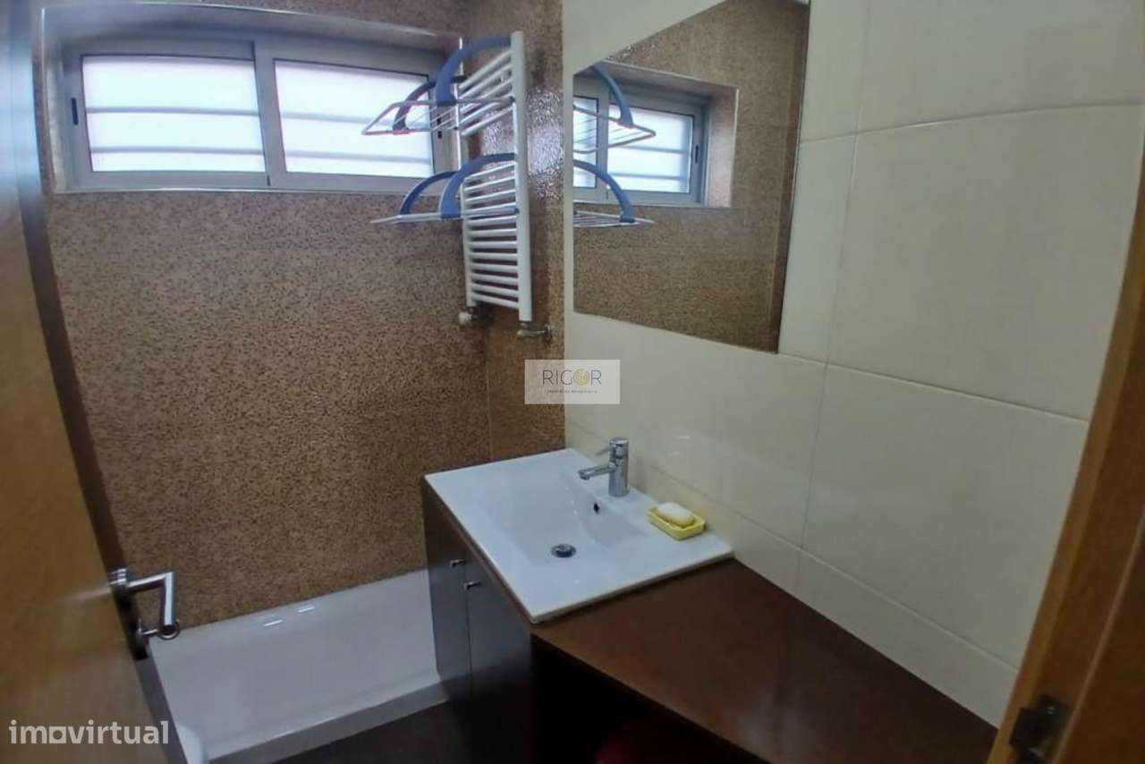 Moradia Geminada T4 Venda em Cidade da Maia,Maia-16