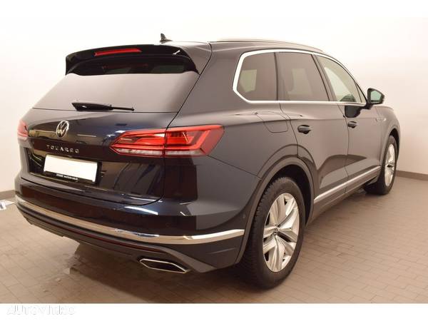 Volkswagen Touareg - 8