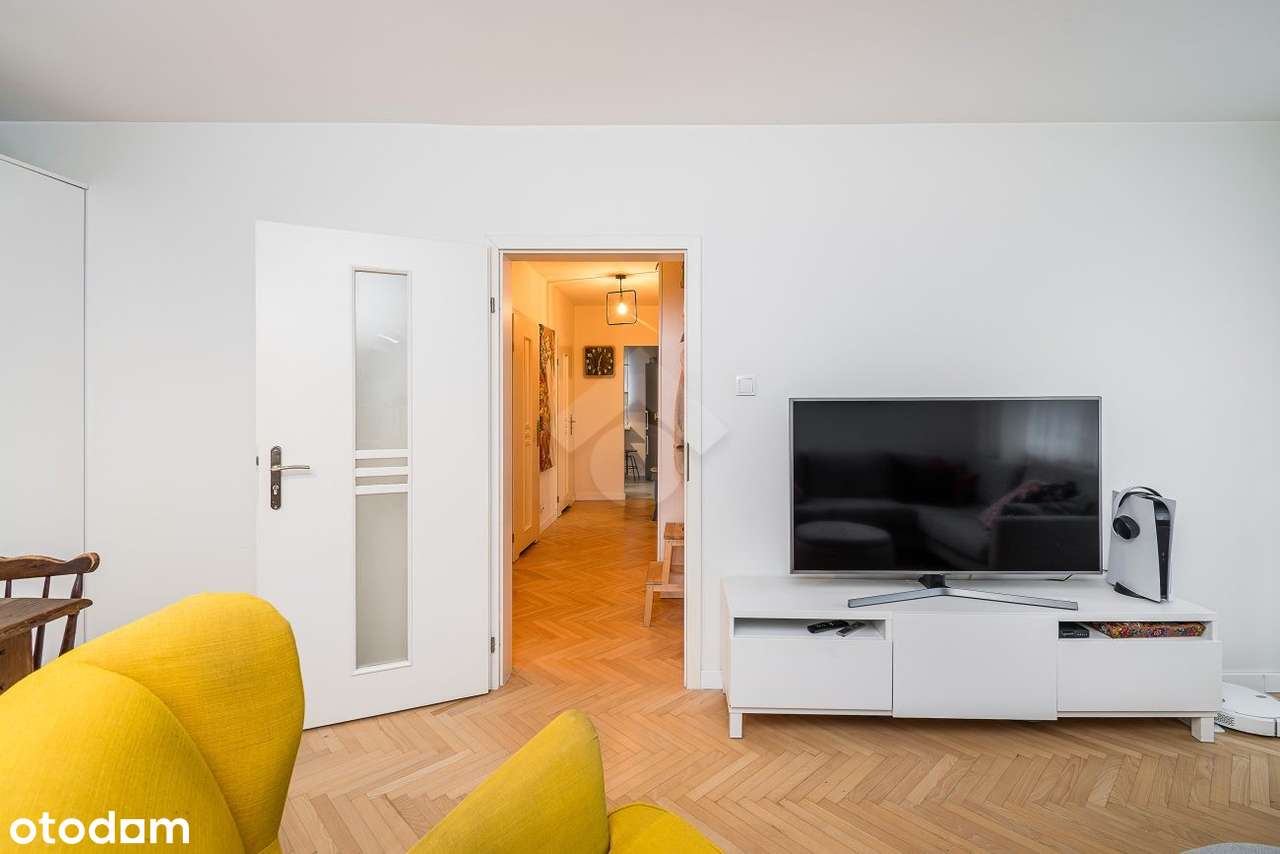 3 pokoje| osobna kuchnia| loggia|do wejścia!| tramwaj-2