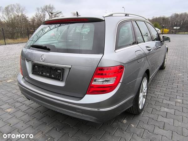 Mercedes-Benz Klasa C 180 T BlueEFFICIENCY 7G-TRONIC Avantgarde - 8