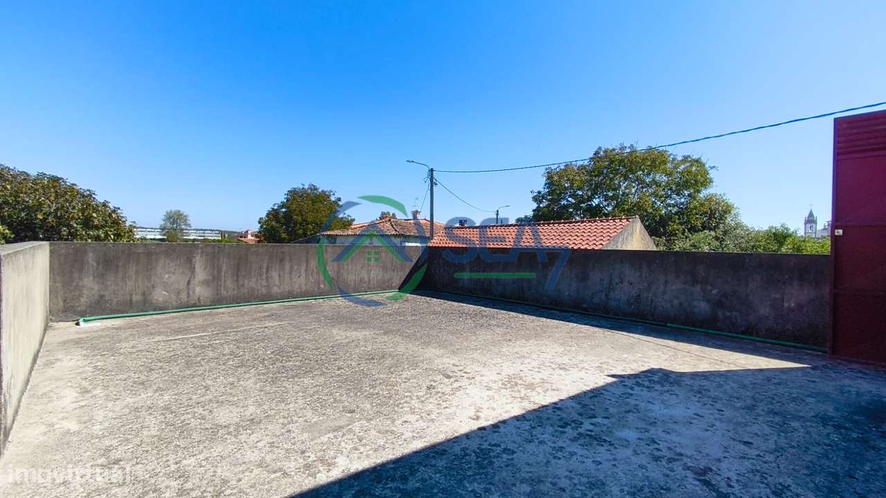 Moradia T3 com terreno, Apúlia-25