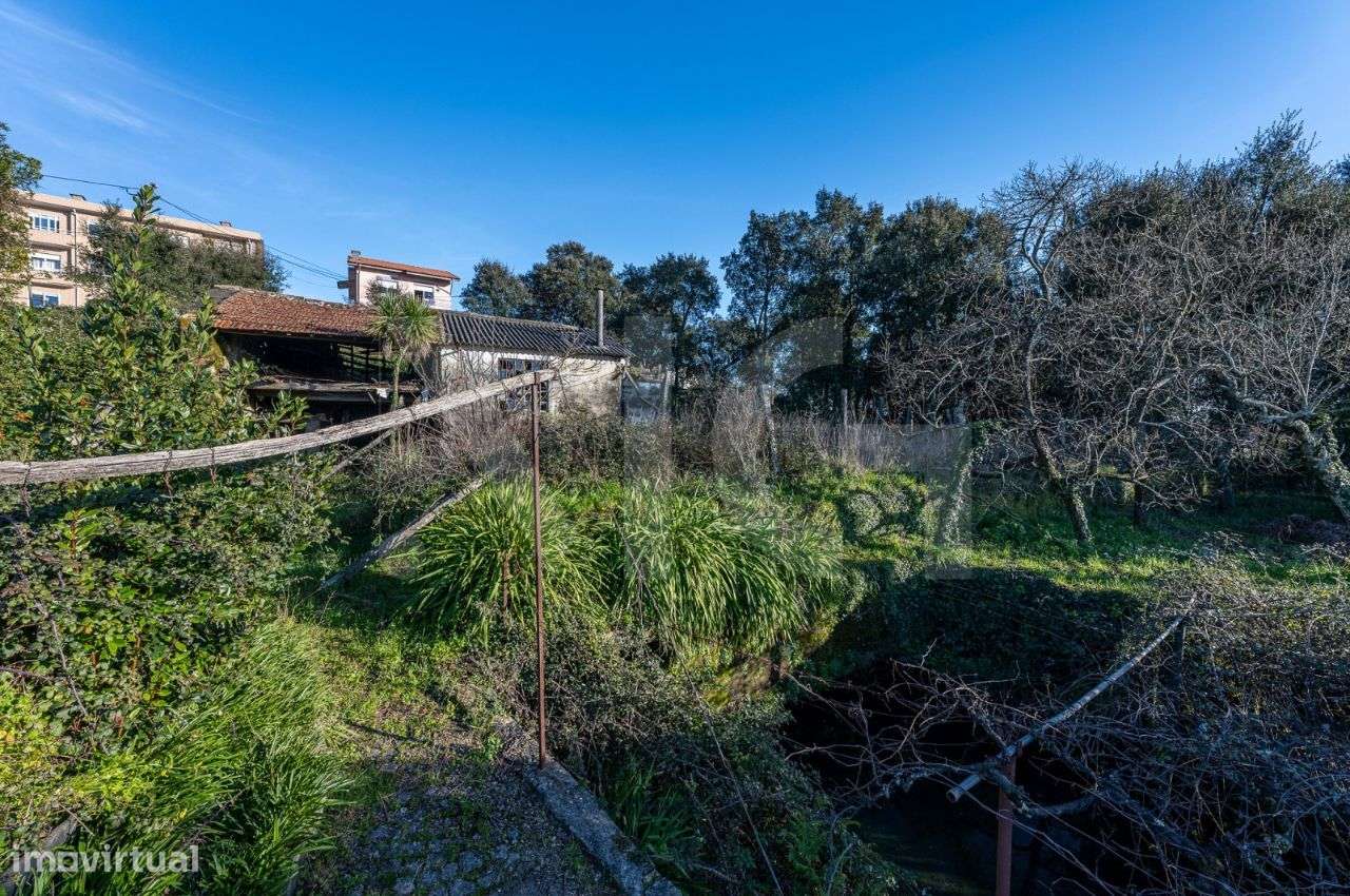 Quinta, com Moradia habitável e Terreno de 8744m² em Fânzeres-Gondomar-5