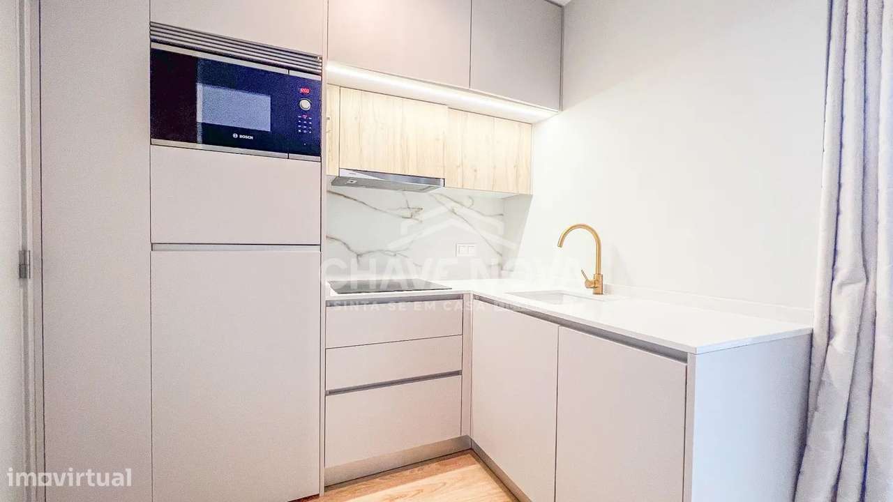 T0 Novo c/ Piscina e Lugar de Garagem em Santa Marinha (VL8)-7