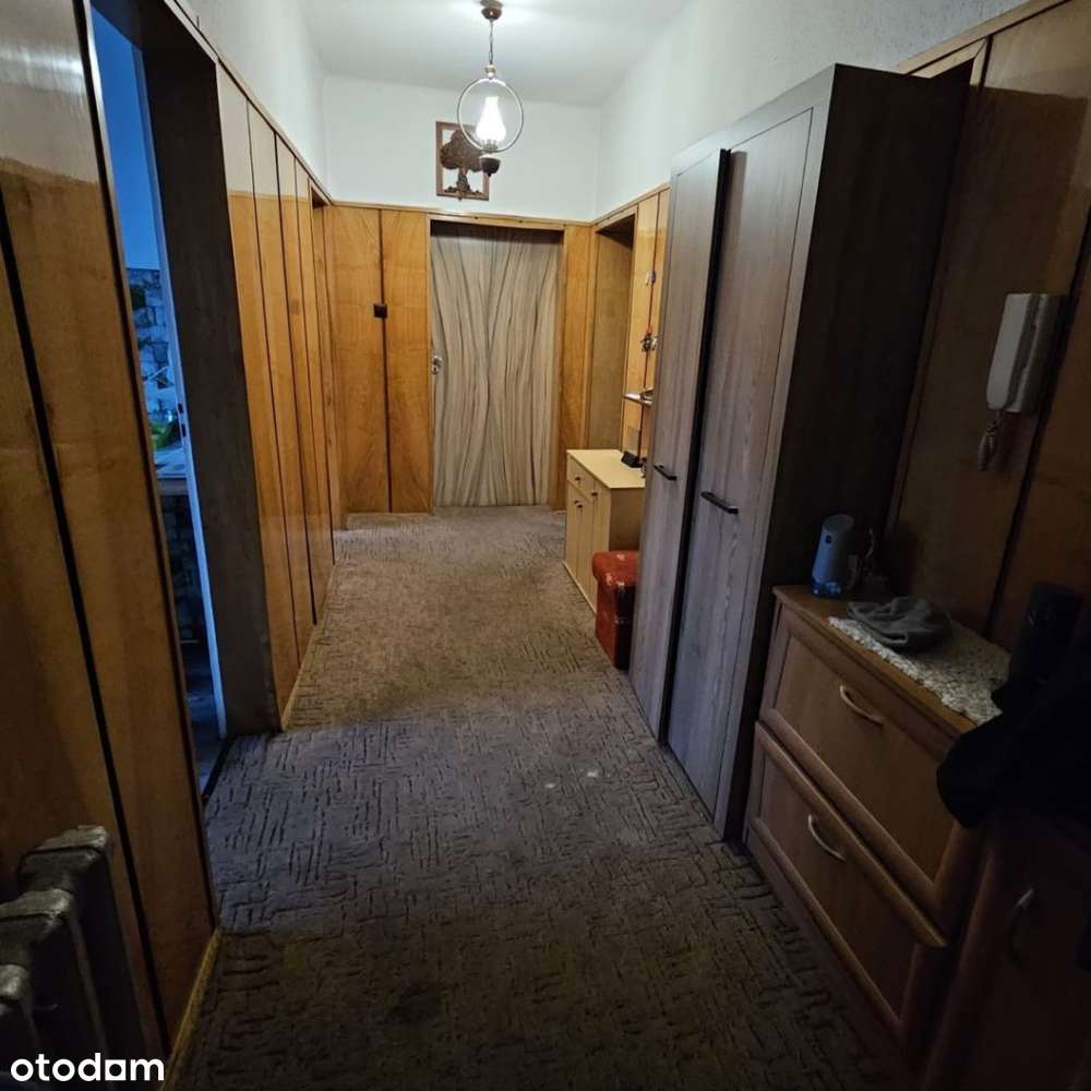 Przestronny dom z potencjałem w Rybniku-Kamień-7