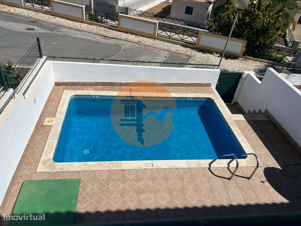 Fantástica Moradia com Piscina para venda-19