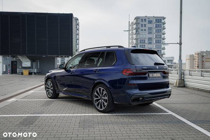 BMW X7 M50i sport - 12