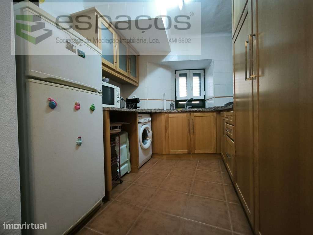 Moradia 4 Assoalhadas com garagem - Perdigão - Grande imagem: 4/18