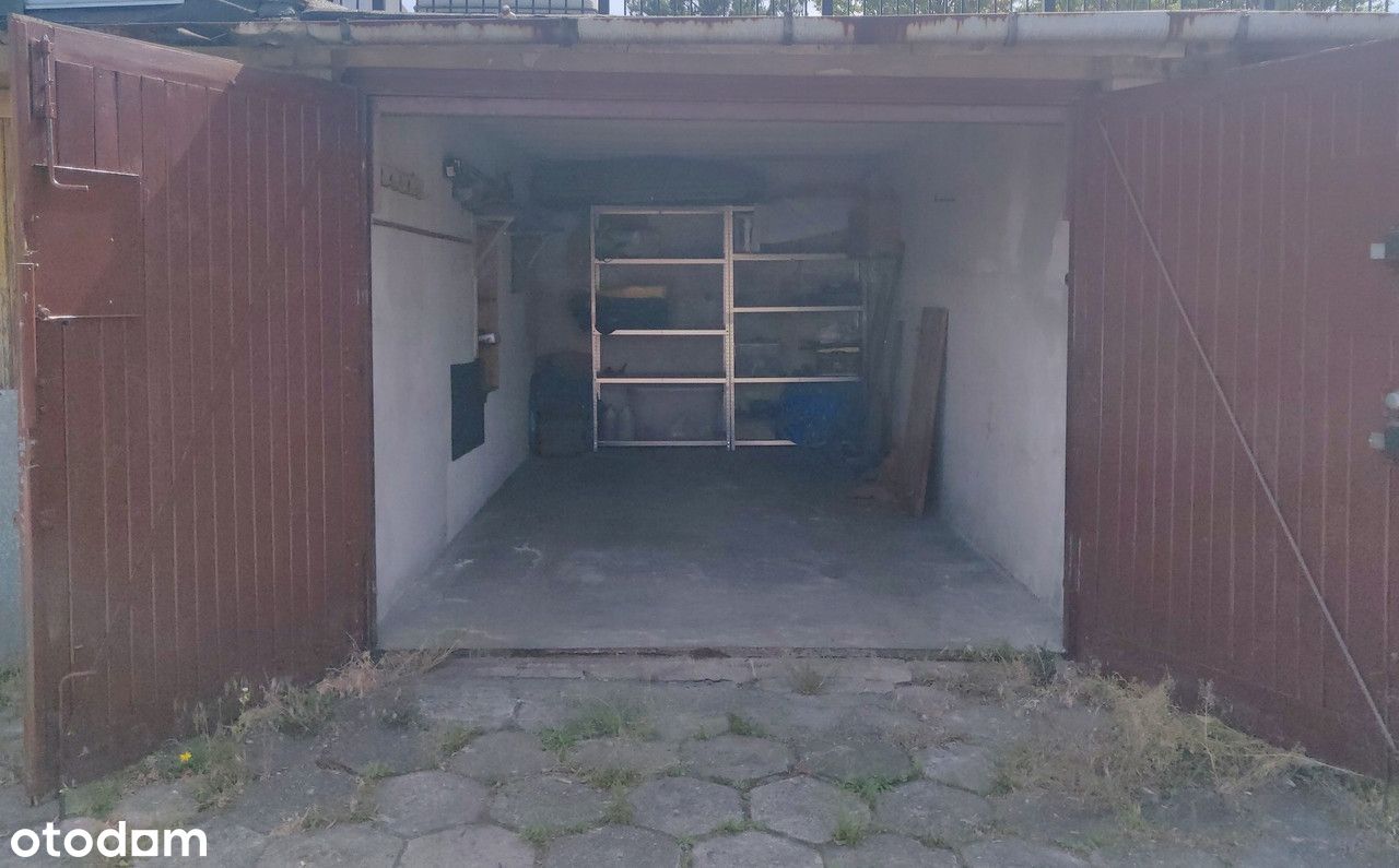 Murowany garaż 17.25m² na Mokotowie