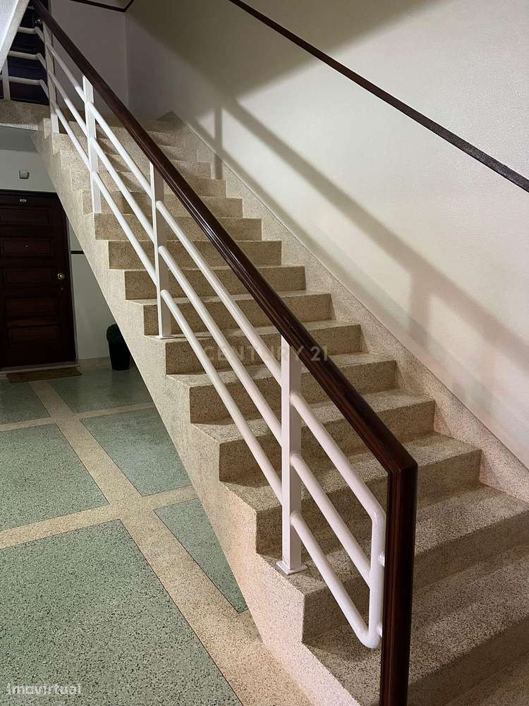 Apartamento T3 em Aguas Santas com Suite e garagem-29