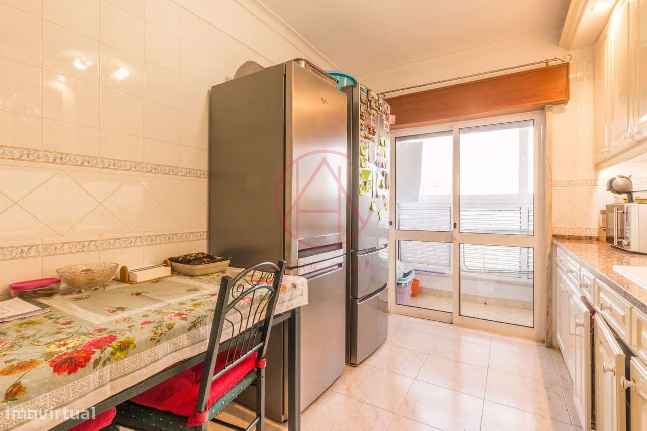 T2 Povoa de Santa Iria com varanda-45