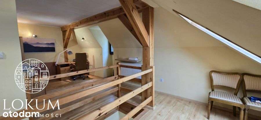 Wyjątkowa Połowa Domu z dużym ogrodem.-16