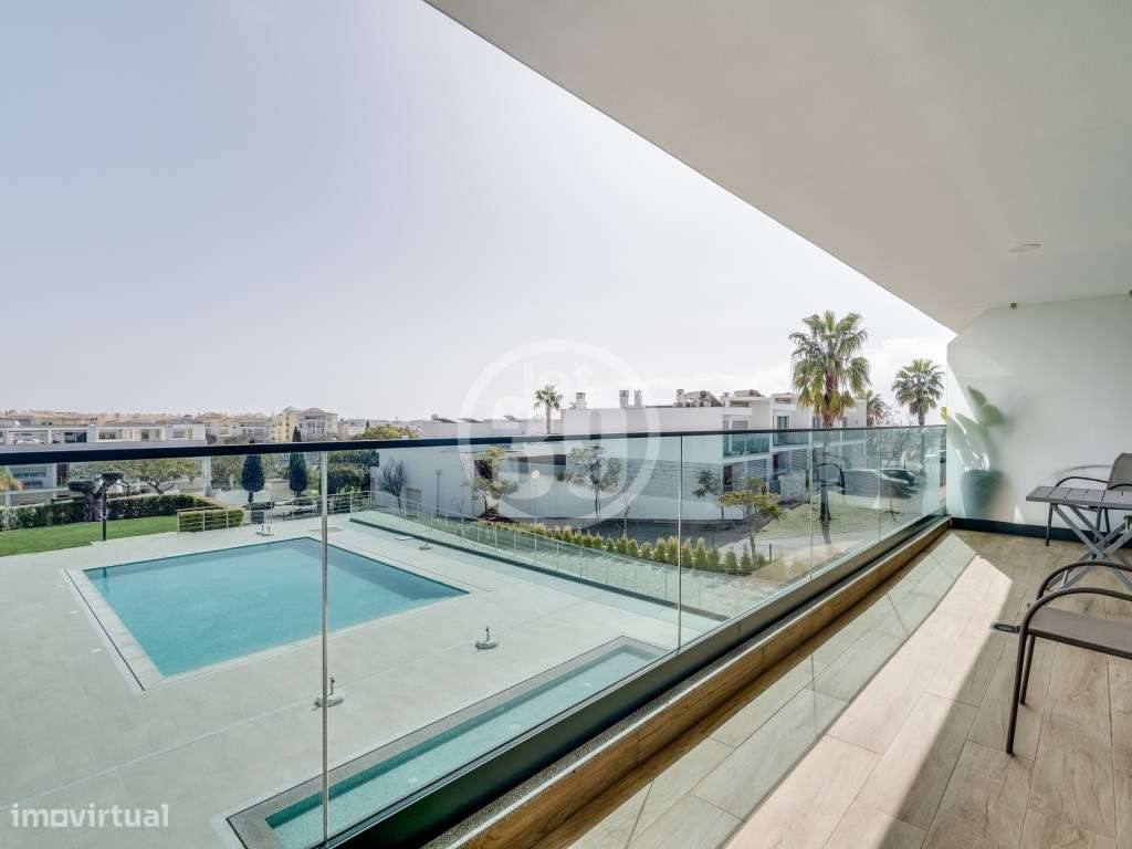 Apartamento T2 com piscina, Estacionamento Privativo, no Centro de ...-6