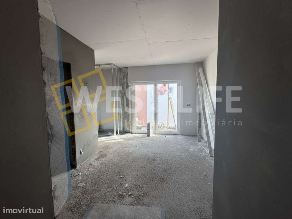 Moradia T3 com três magnificas suítes - NOVA-7