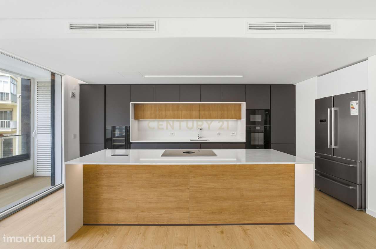 Apartamento T3 Novo com Terraço de 61m² | Parede (2 min da praia)-5