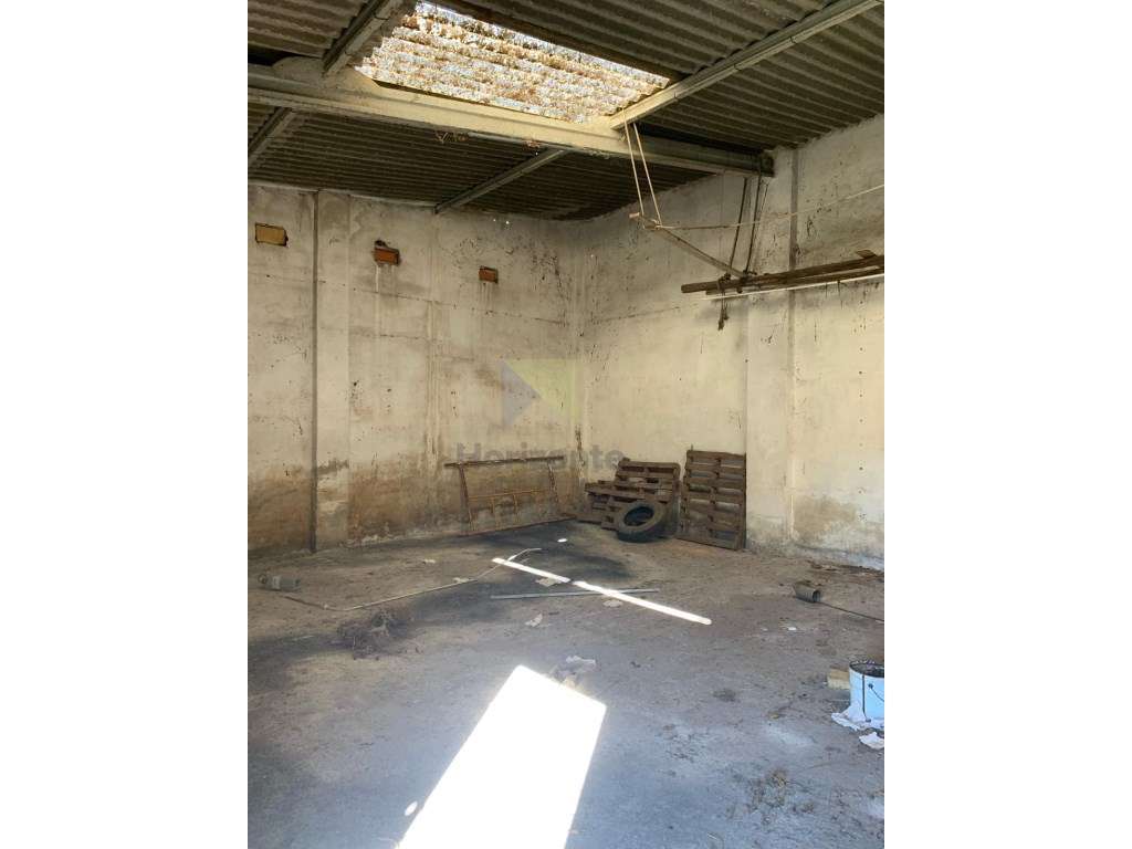 Terreno Urbano no Centro do Montijo para Prédio de 4 Andares-14