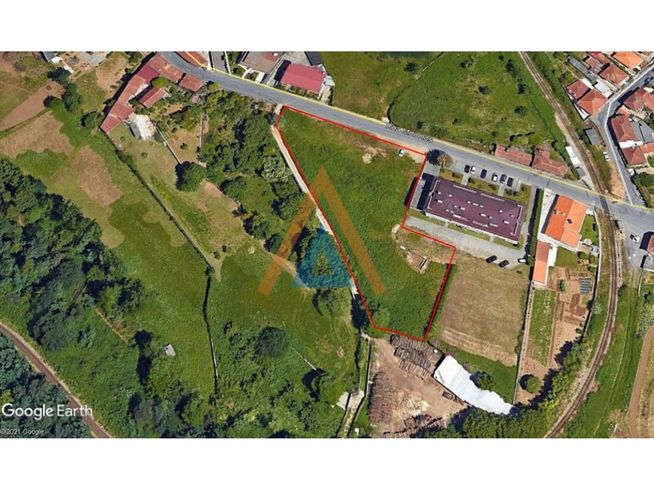 Terreno para construção de edifício rés do chão mais dois pisos mai...-0