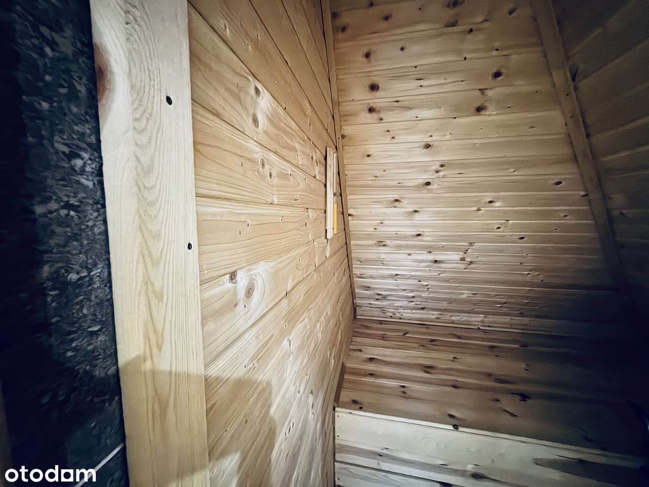 Mieszkanie z klimatem! balkon, sauna, osobna kuchnia – Sobótka-15