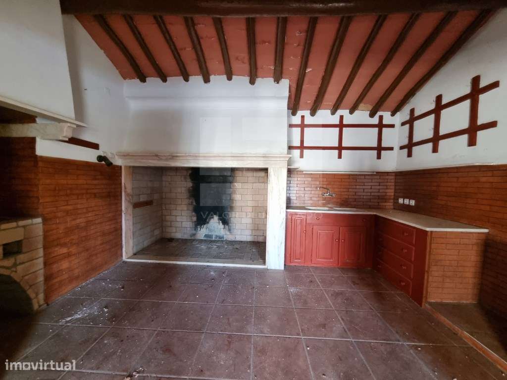 Apartamento T4+1 em Borba: Espaço, conforto e localização privilegi...-20