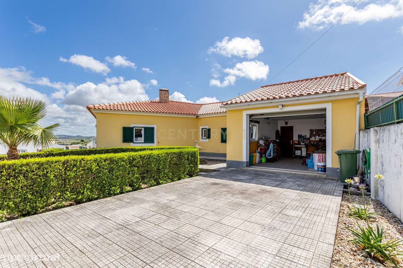 Moradia T4 térrea com lote de 1.600m2-36