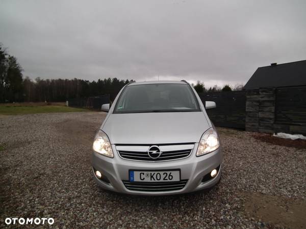 Opel Zafira - 16