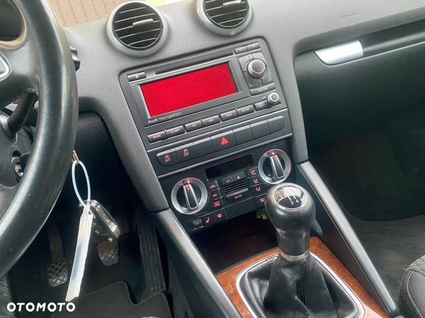 Audi A3 2.0 TDI DPF Ambiente - 22