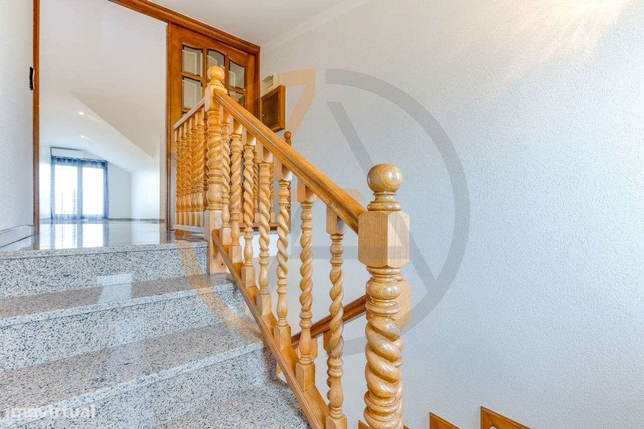 Moradia T6 c/ Piscina, amplo Espaço Exterior e Garagem | Vila do Conde-27