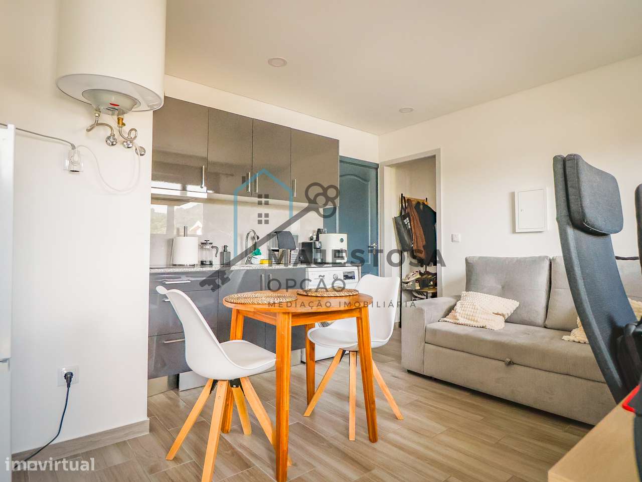 Moradia com 4 Apartamentos T1 — Gualtar, Braga-33
