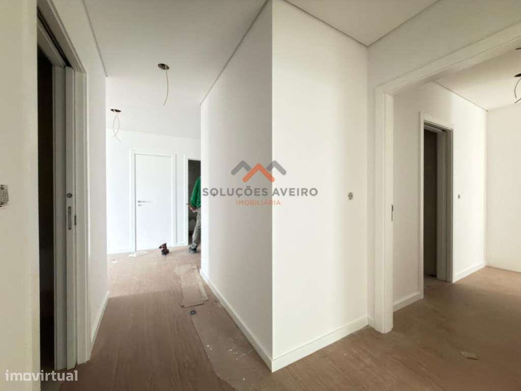 Apartamento T3 Duplex com Terraço | 3 WC | Garagem e Arrumos - Cent...-17