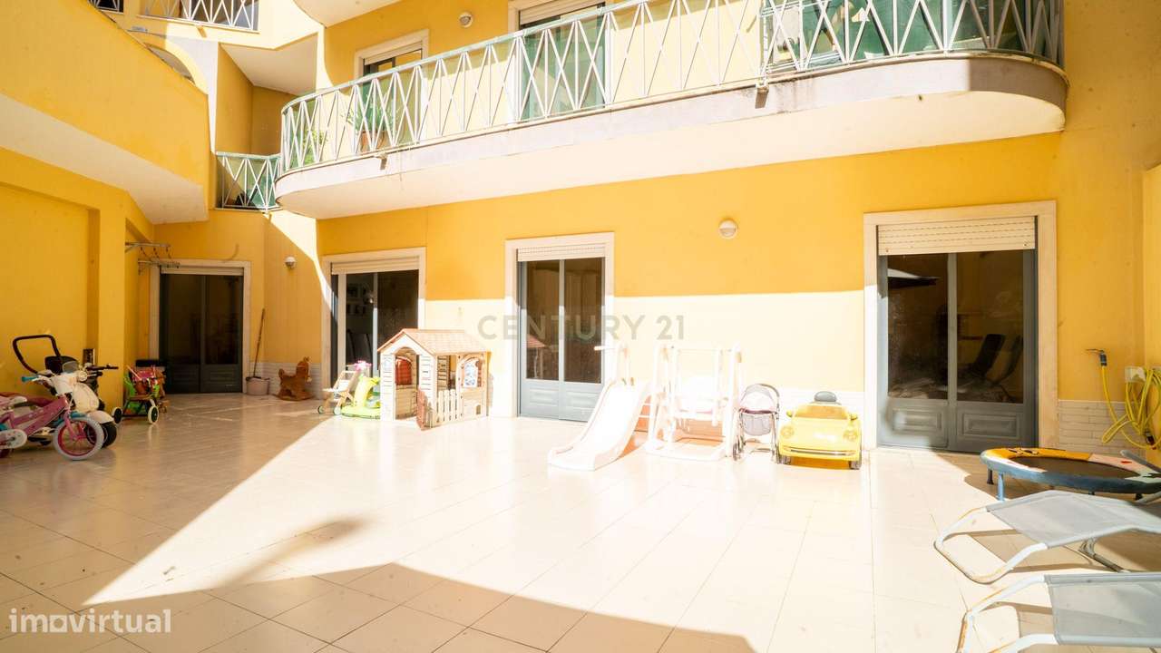 T3 com terraço e garagem-28