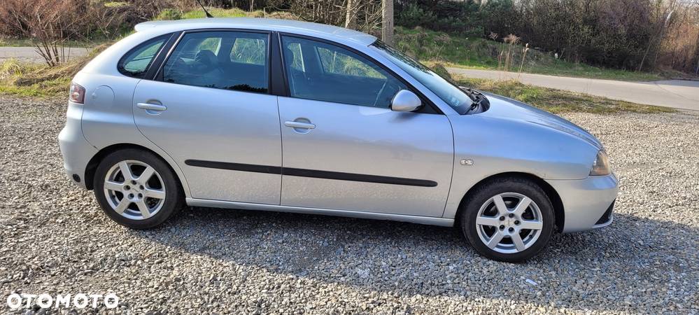 Seat Ibiza 1.4 16V 100 Sport - 4