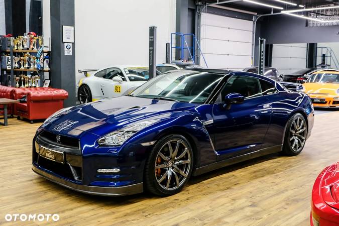 Nissan GT-R Black Edition - 1