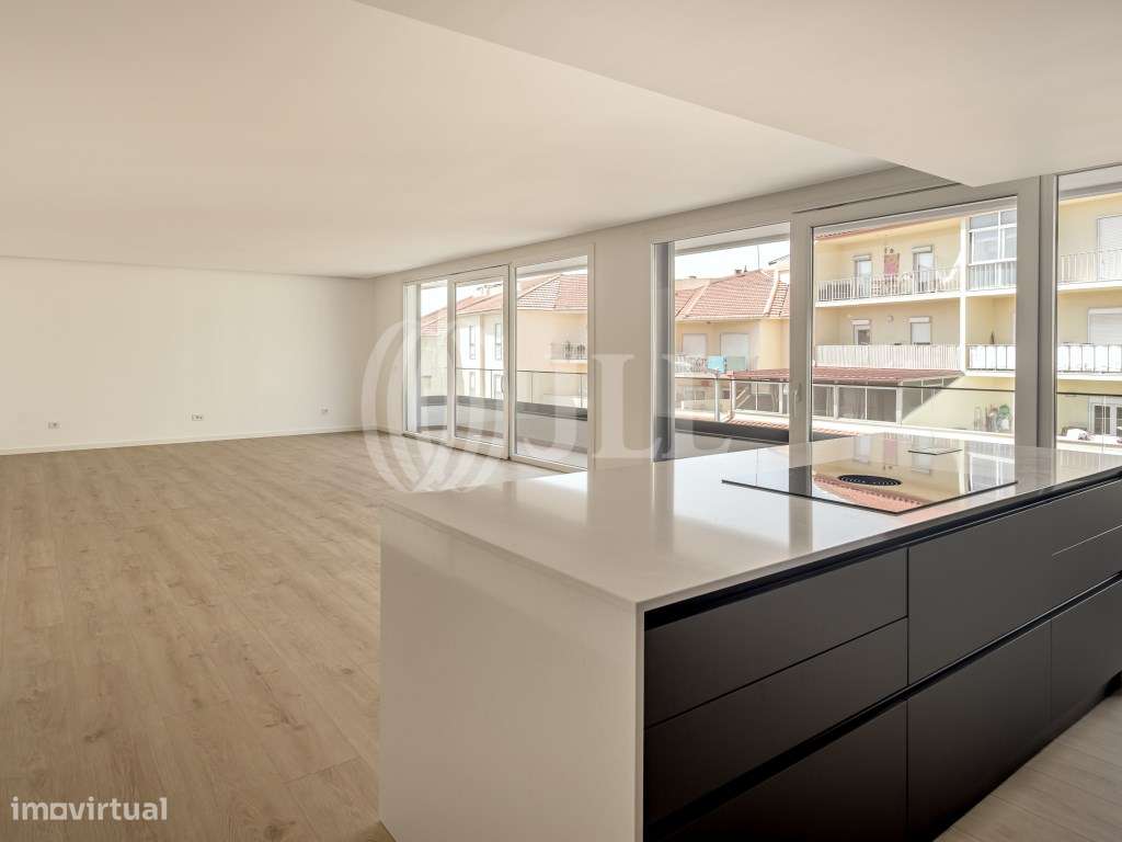 Apartamento T3 com vista mar e garagem em Cascais - Grande imagem: 4/27