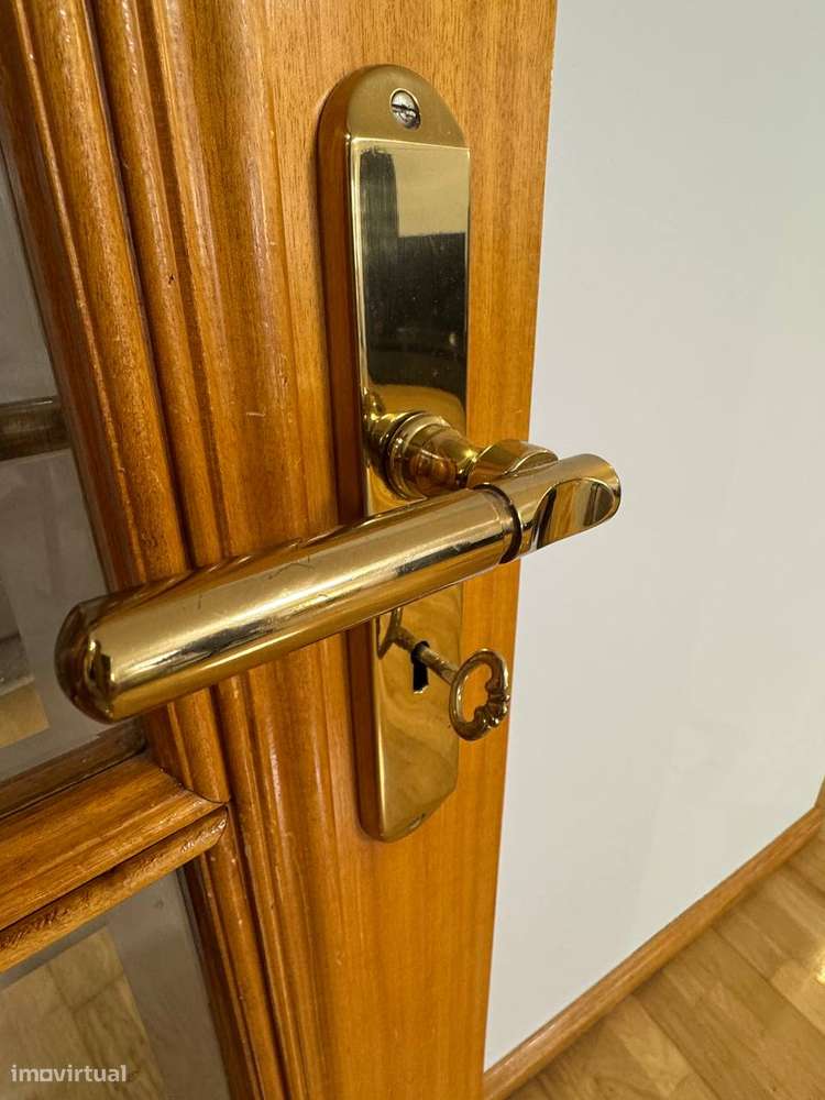 Apartamento T3 de 2 Frentes c/ Garagem - Grande imagem: 4/37