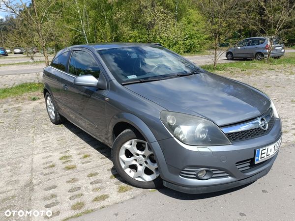 Opel Astra III GTC 1.6 Sport - 1