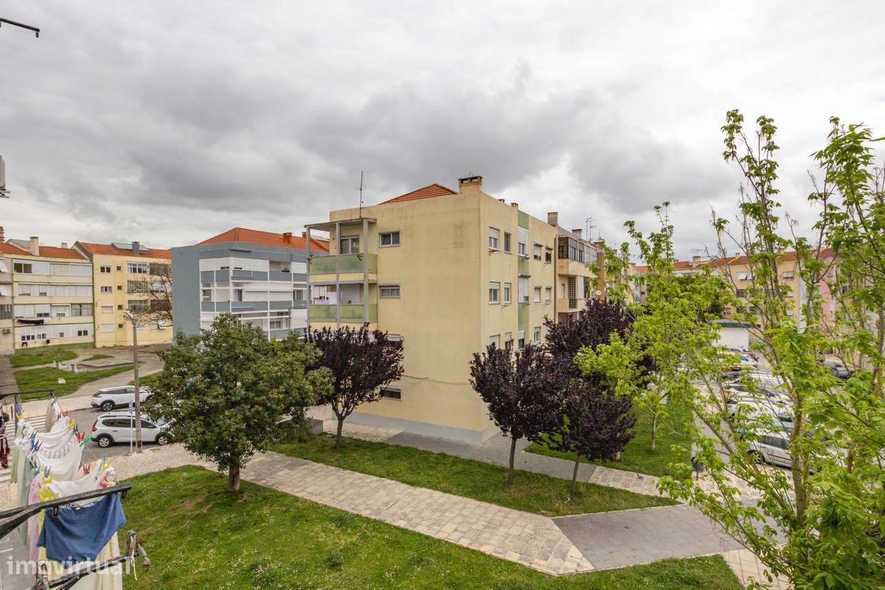 APARTAMENTO T2 | C/ ARRECADAÇÃO | CENTRO DE ALVERCA-21