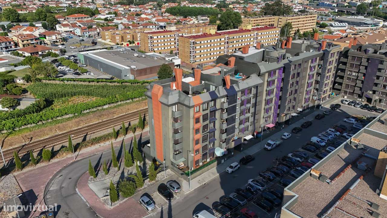 Lindíssimo T3, Edif. Camaleão, Valongo, 157 m2 de Elegância e Conforto-32