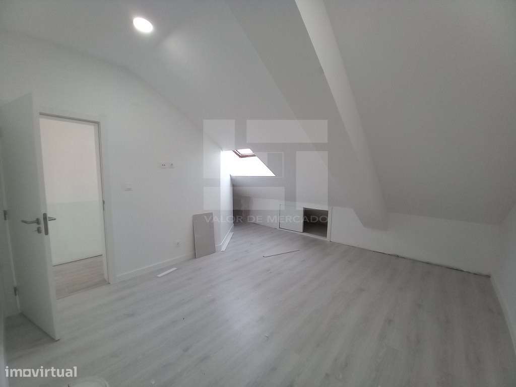 APARTAMENTO DUPLEX T3 - COSTA DA CAPARICA, 300 M DA PRAIA-24