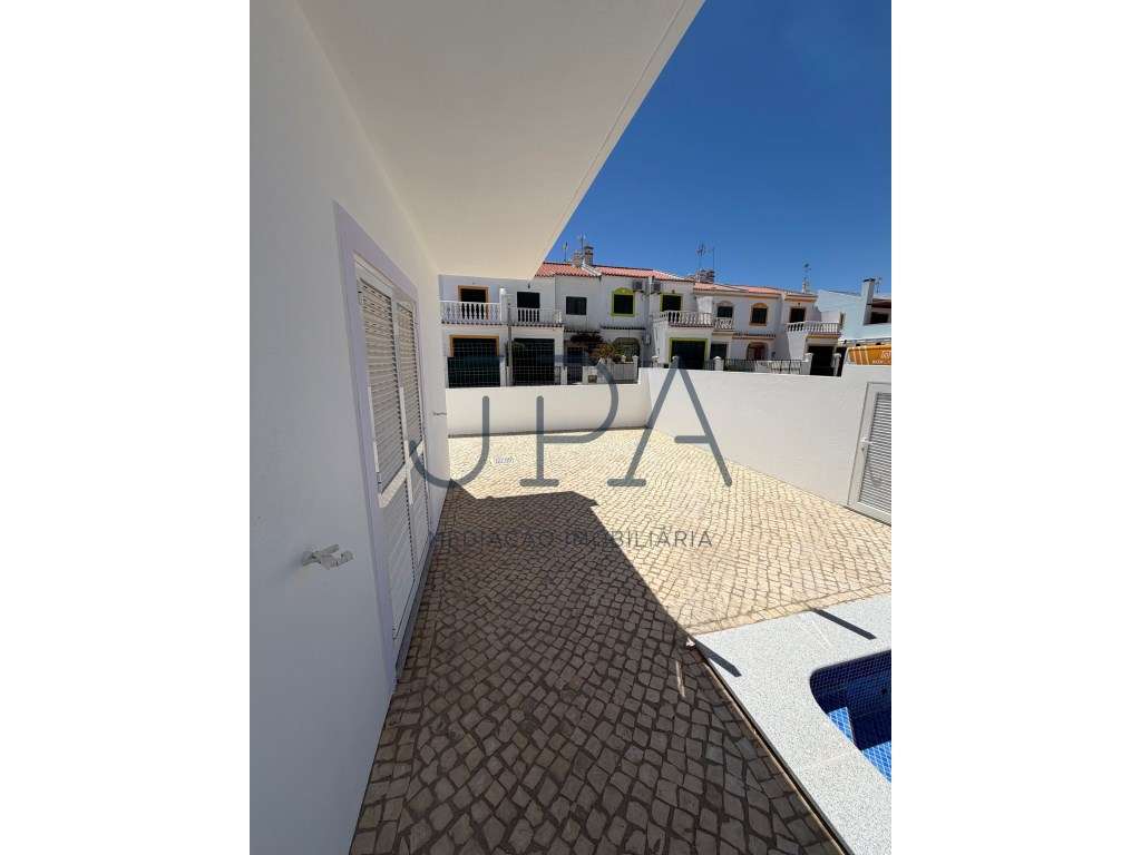 Altura - Em construção - moradia T4 com garagem e piscina-42
