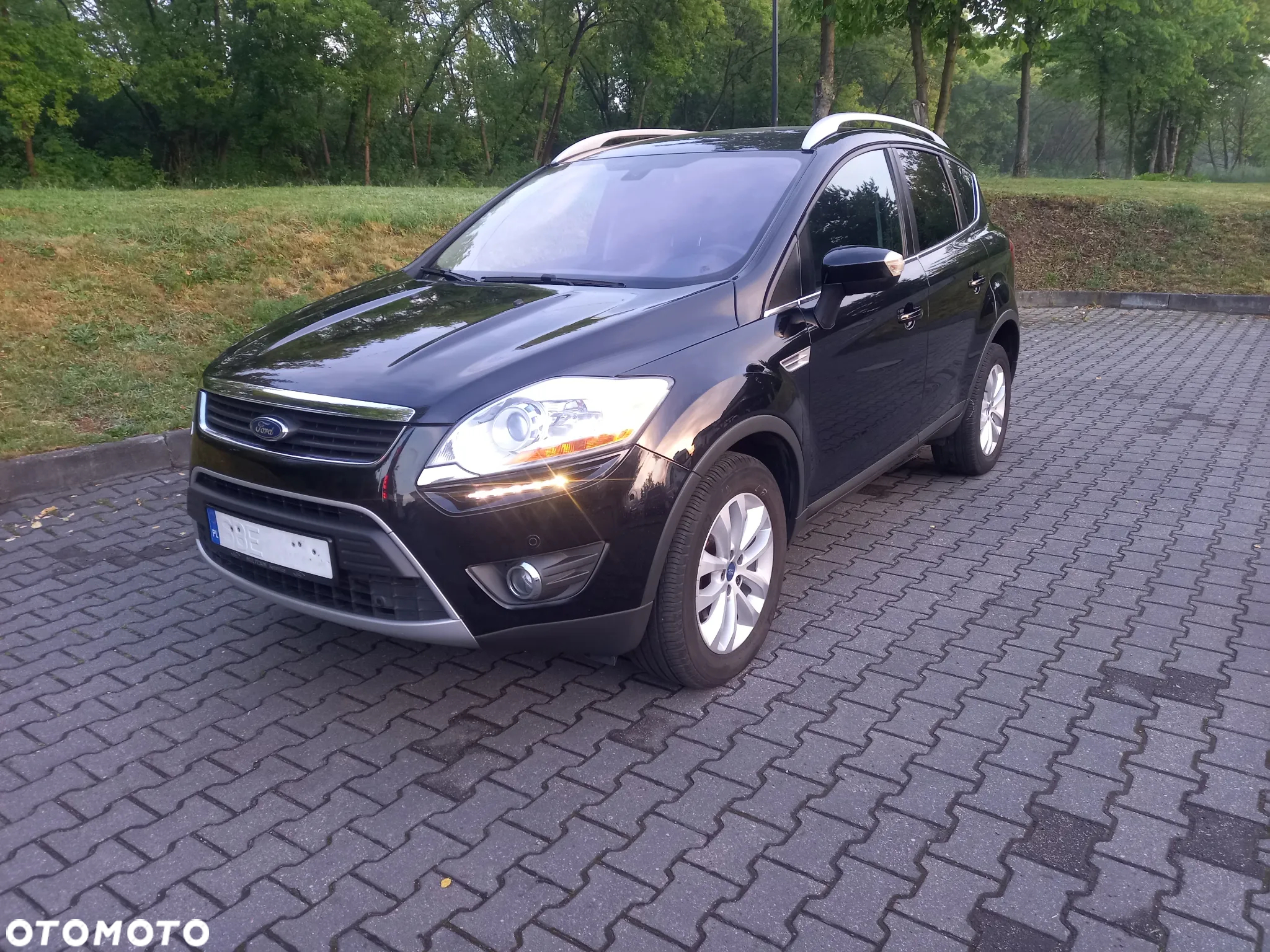 Ford Kuga 2.0 TDCi Titanium - 4