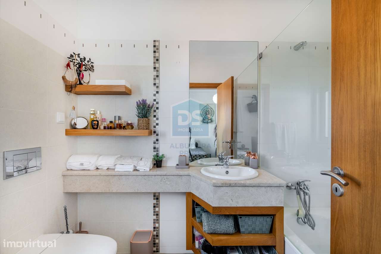 Moradia em Banda T2+2 Venda em Albufeira e Olhos de Água,Albufeira-14