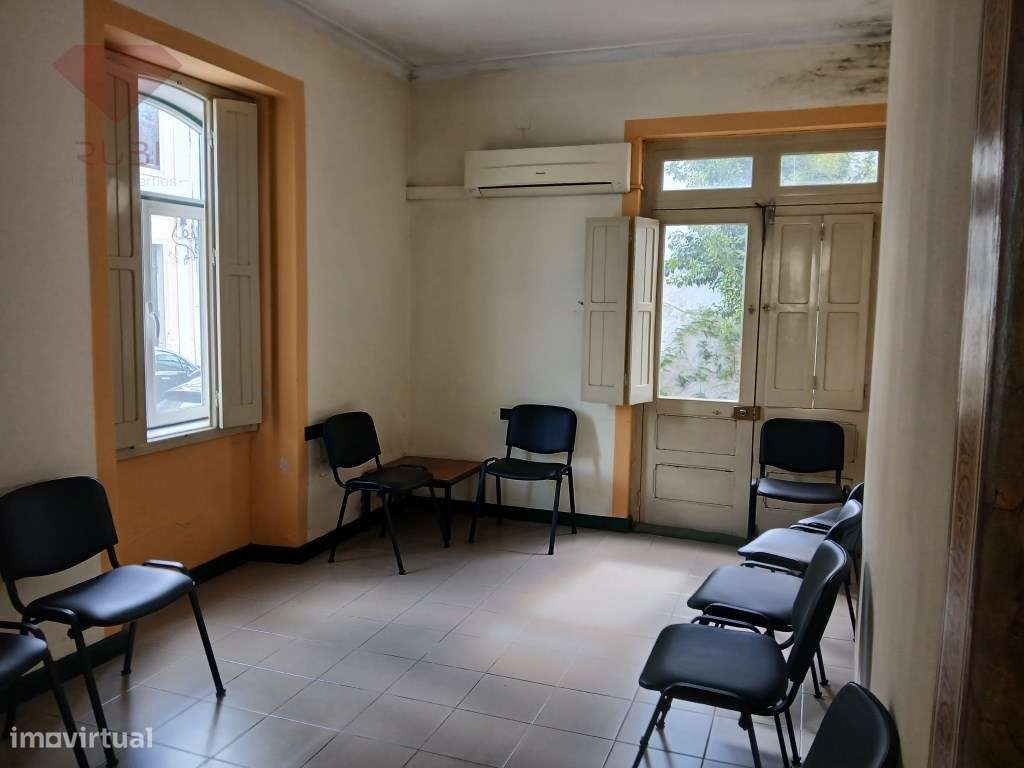 Edifício Comercial no Bairro do Salgado-29