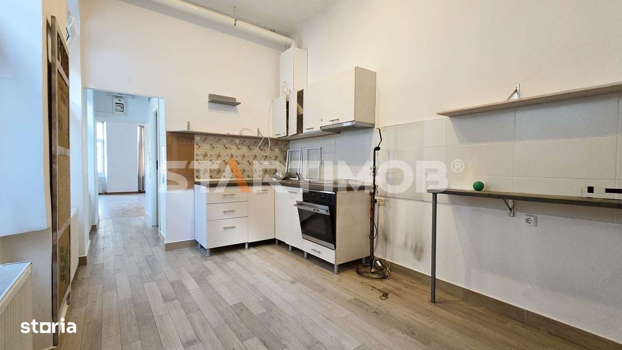 REZERVAT  : Apartament Centru Istoric zona Bisericii Negre - Imagine principală: 4/20